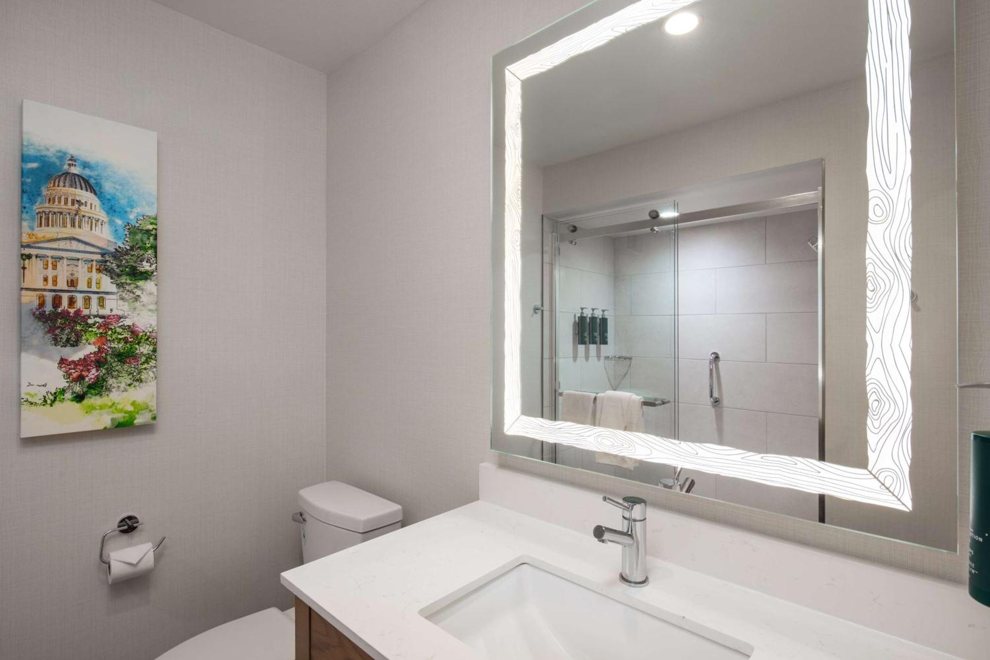 Doubletree By Hilton Hotel 4*