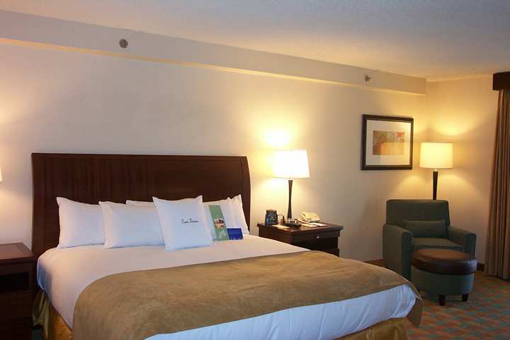 Doubletree By Hilton Hotel Sacramento